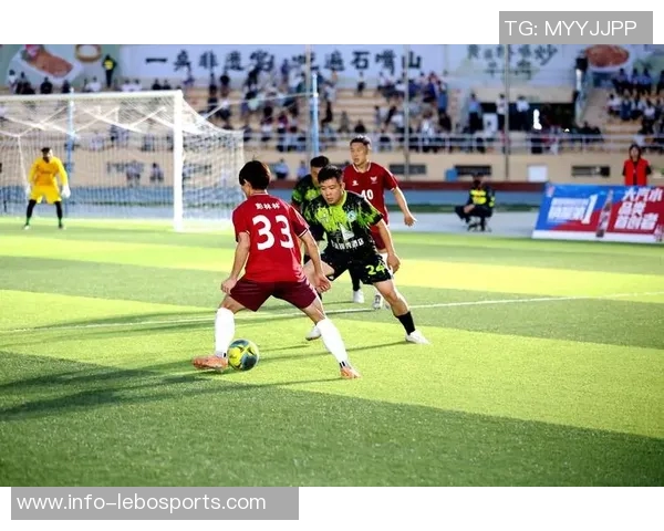 足球22号的传奇旅程:从草根球员到世界舞台的闪耀明星